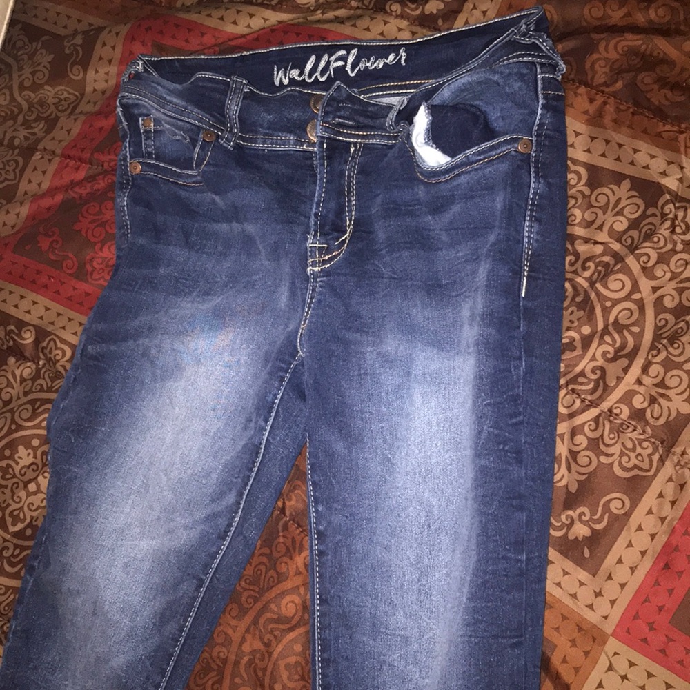 dark blue jeans